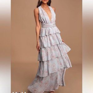 New! Lulu’s Blooming Kiss Dusty Blue floral print tiered backless maxi dress